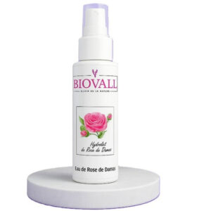 Hydrolat de rose pur pour une peau éclatante et rafraîchie